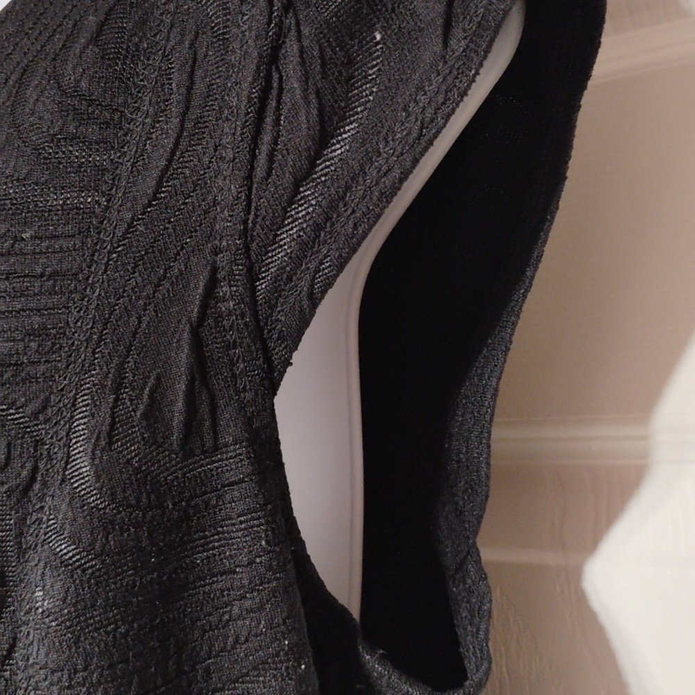 Robbie Bee Signature Black Dress - Picture 7 of 16
